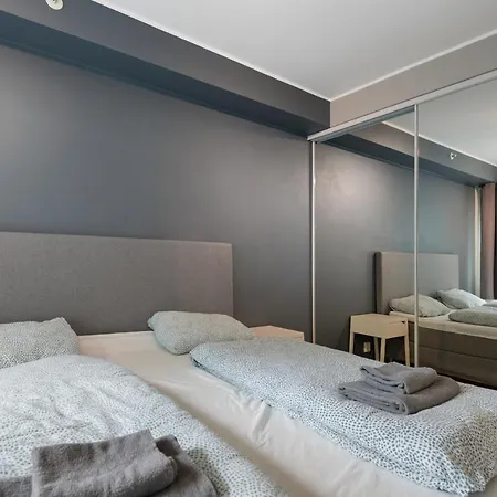 Modern And In * برغن