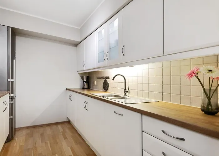 아파트 Modern And In *